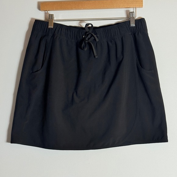 Patagonia Pants - Patagonia Women Large Black Skort Skirt Athletic Tennis Golf Athleisure Outdoor